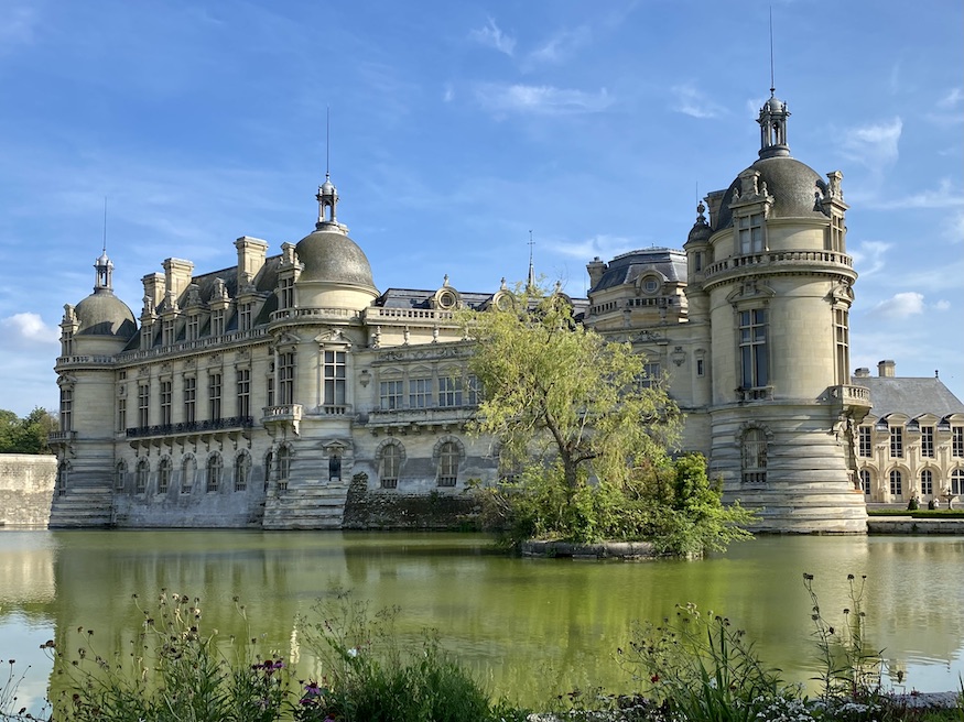 Chantilly: from the castle to the world