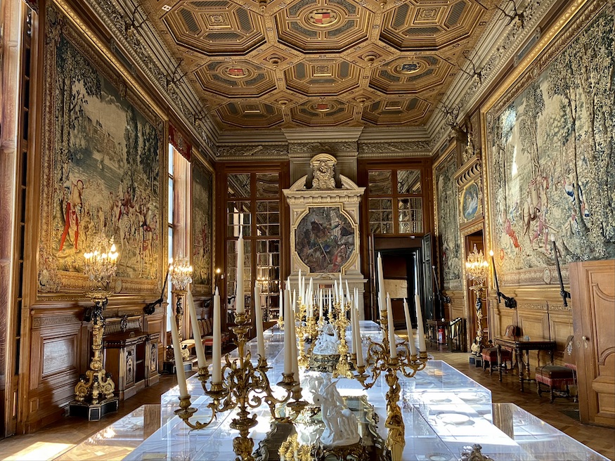 dining room at Chateau de Chantilly
